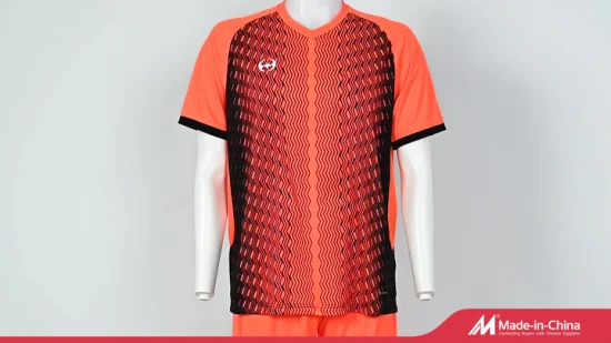 Nuovo set di uniformi da calcio personalizzate a sublimazione Maglia da calcio di qualità tailandese